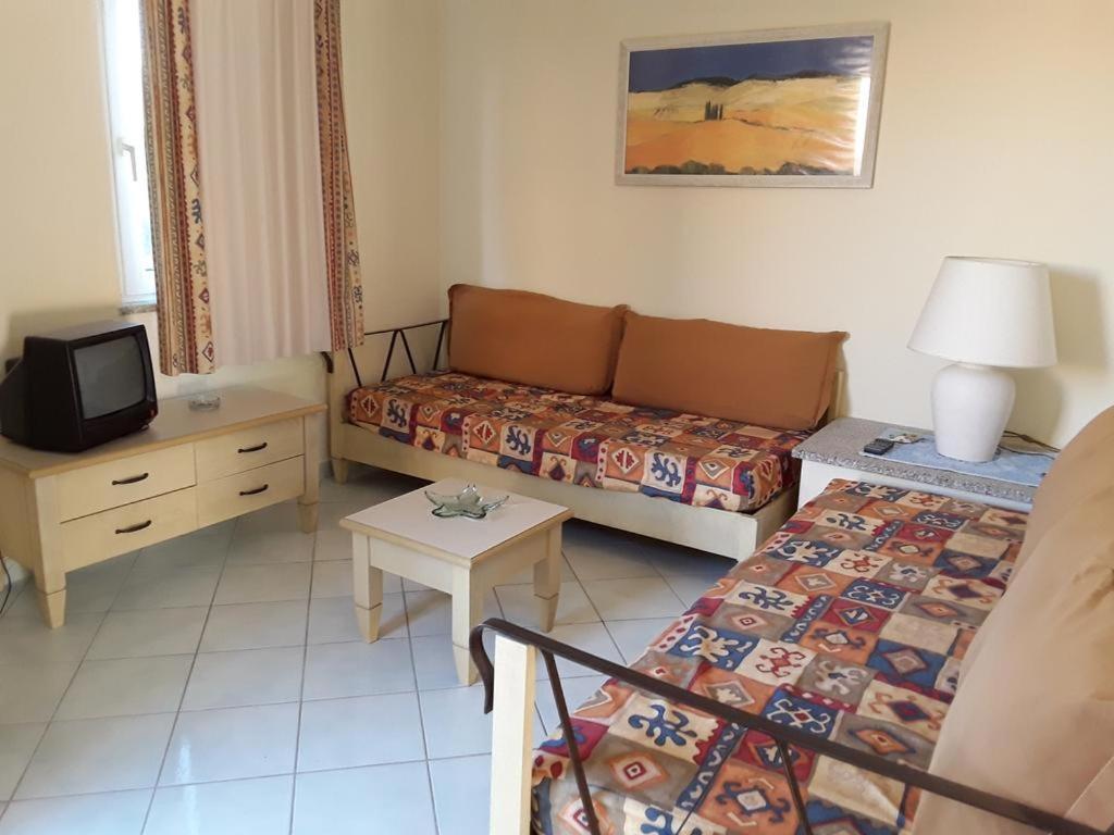 Rocciarossa Apartment Isola Rossa Luaran gambar